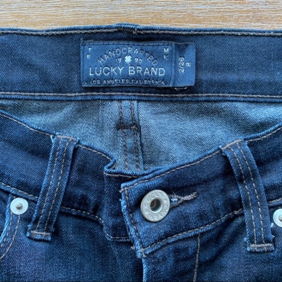 Lucky Brand Dark Wash Brooke Skinny Jeans Size 2 - Picture 4 of 7